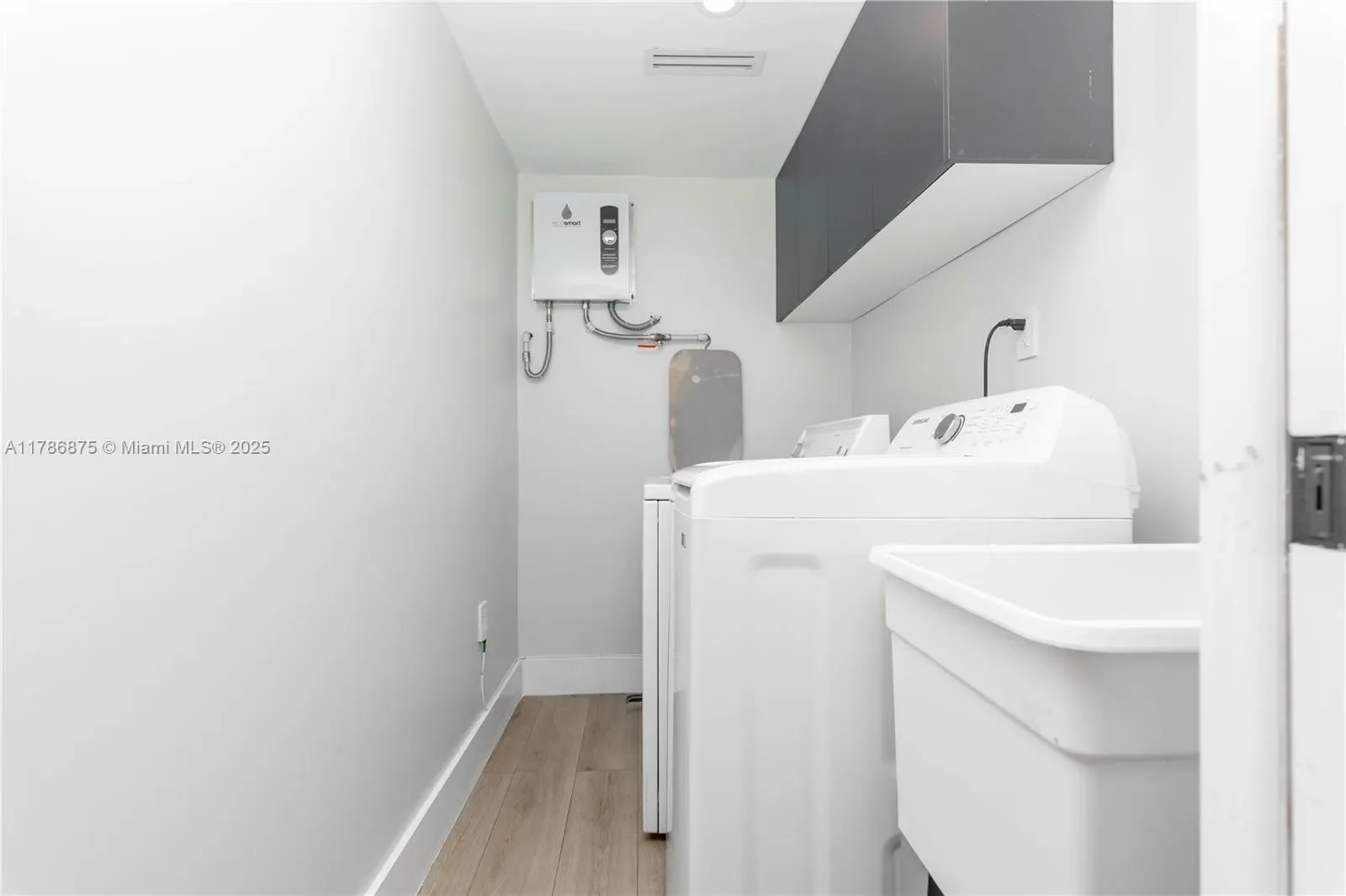 2360 SW 12th St, Miami, Florida, United States. - Photo 14