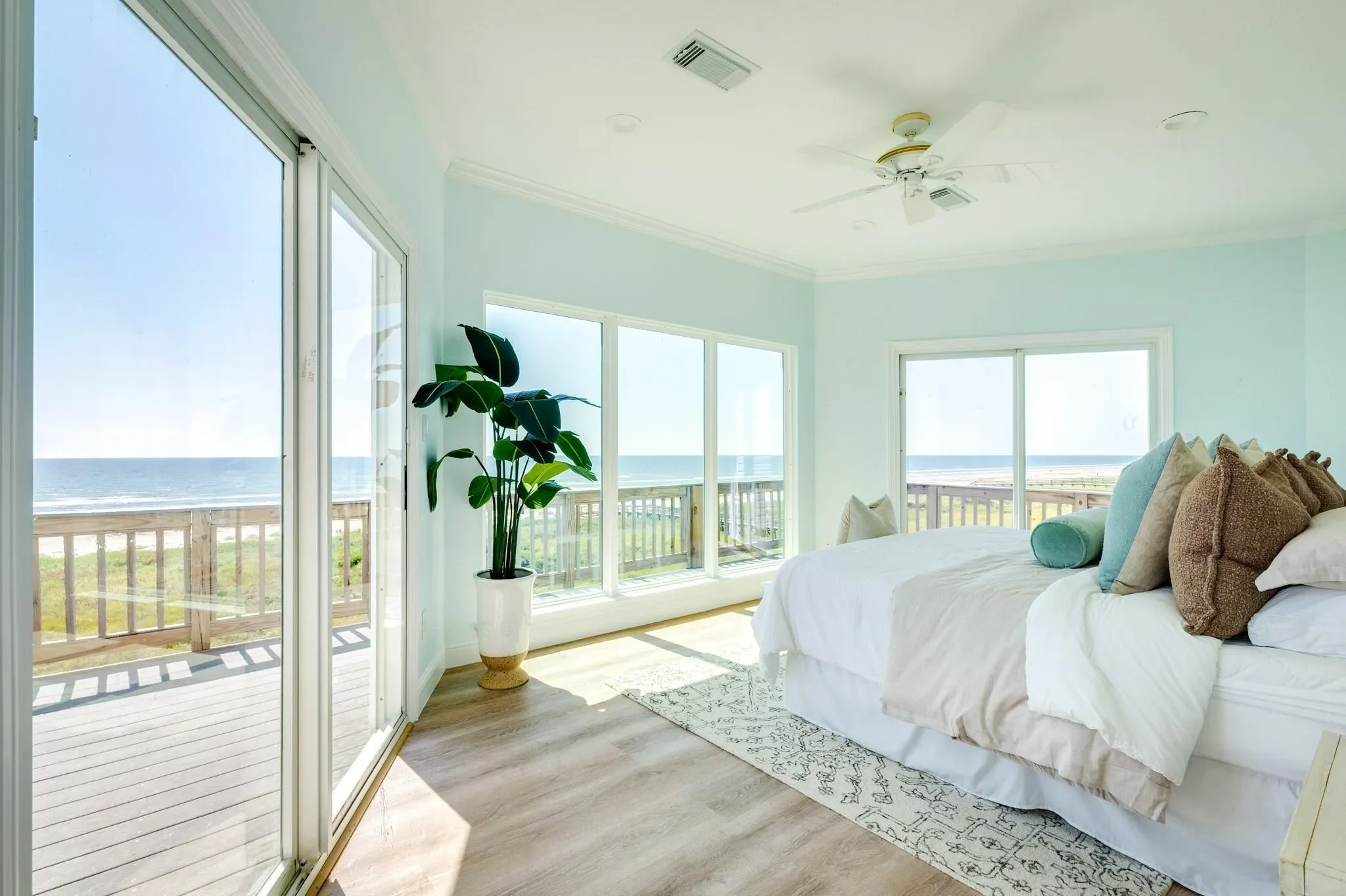 20911 W Sand Hill Drive, Galveston, Texas, United States. - Photo 17
