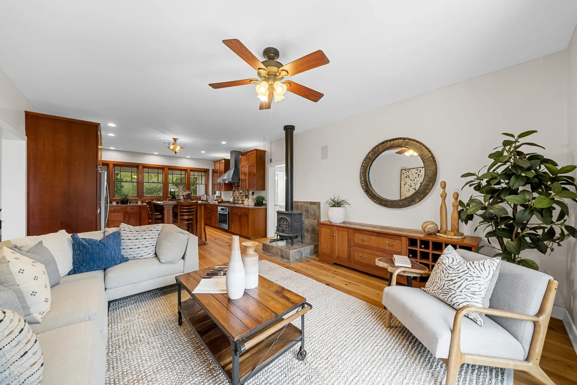 18101 Idylwild Road , Los Gatos, CA 95033, Los Gatos, California, United States. - Photo 26