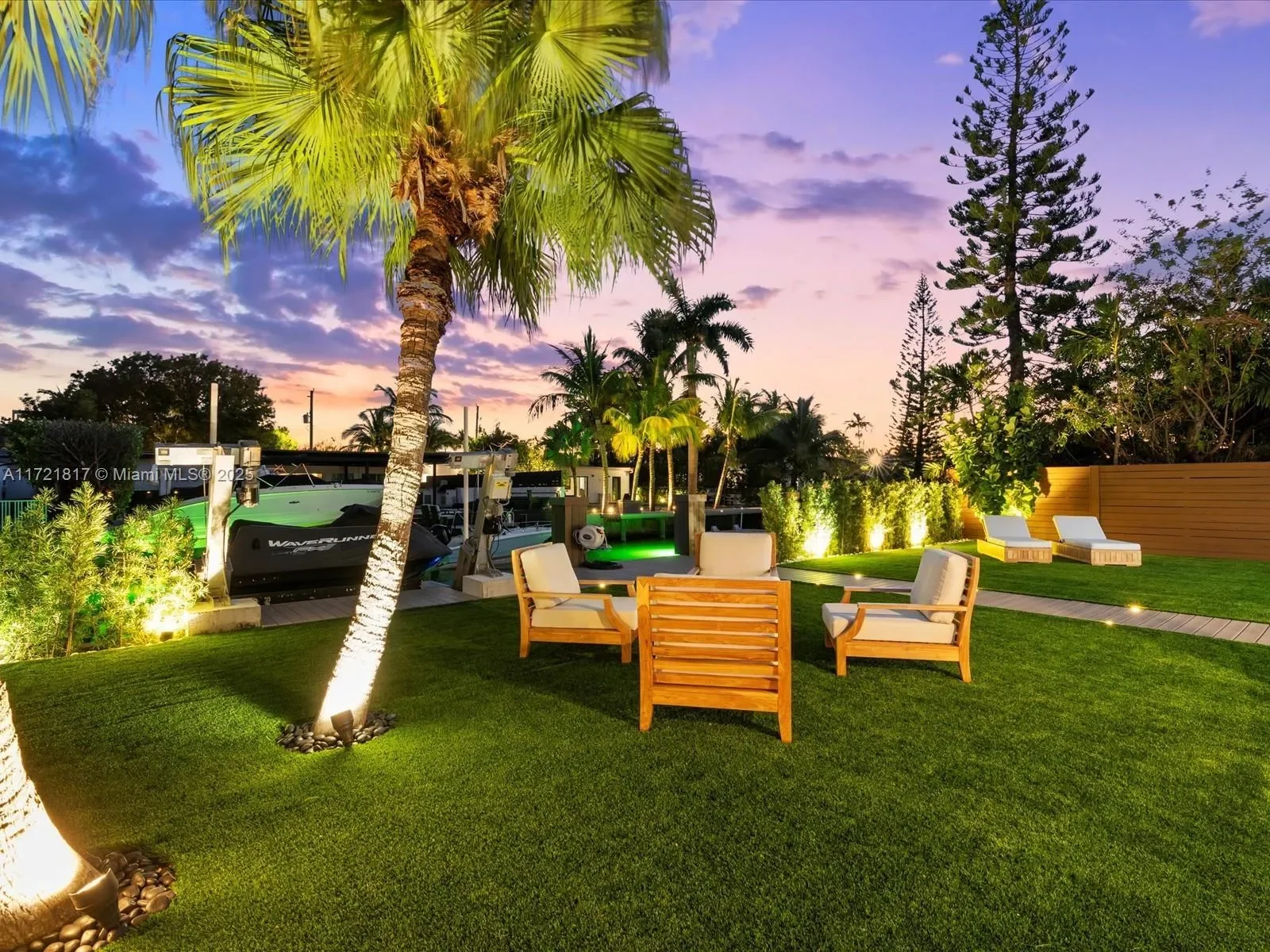 1560 Cleveland Road, Miami Beach, Florida, United States. - Photo 6