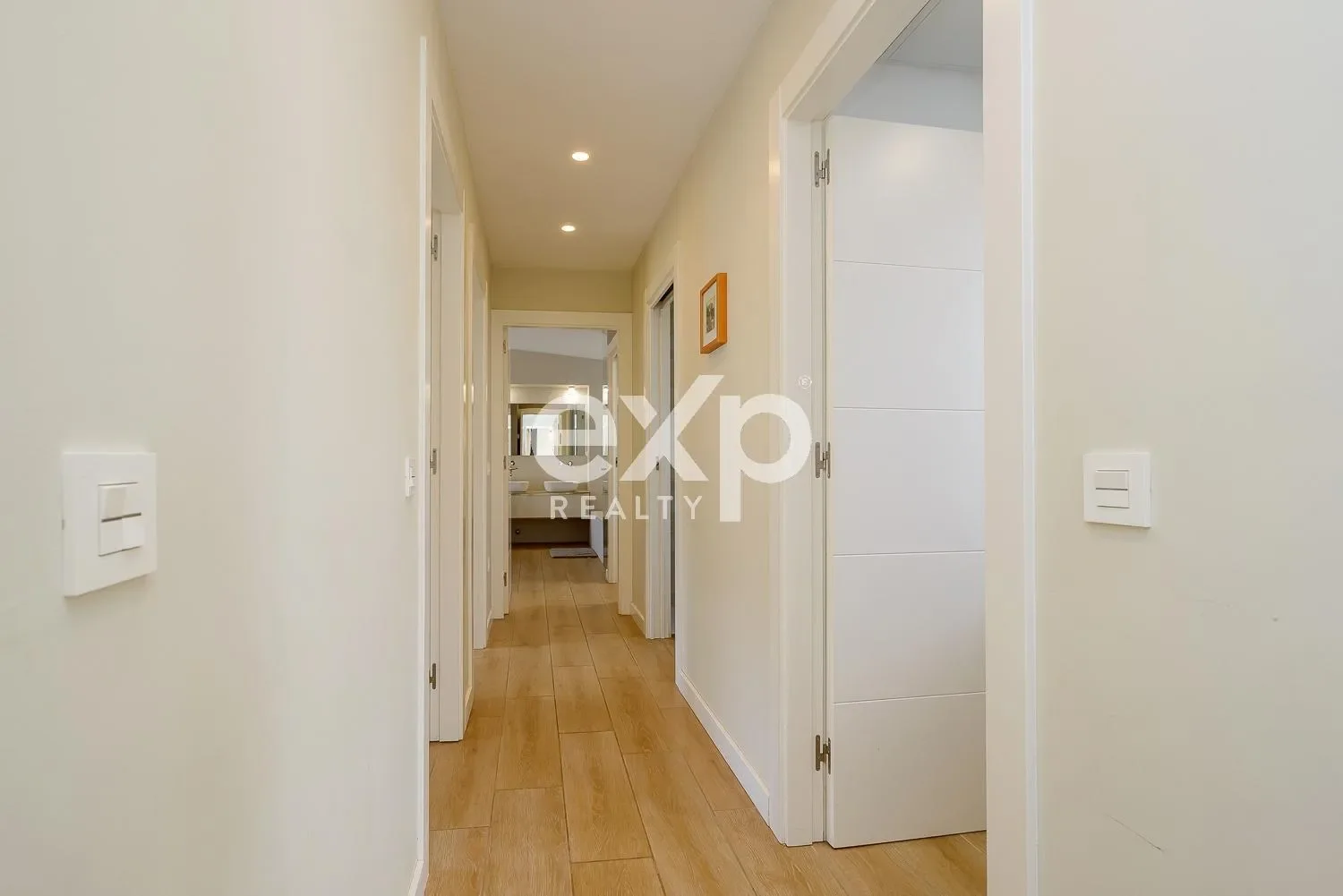 Gallery photo 9