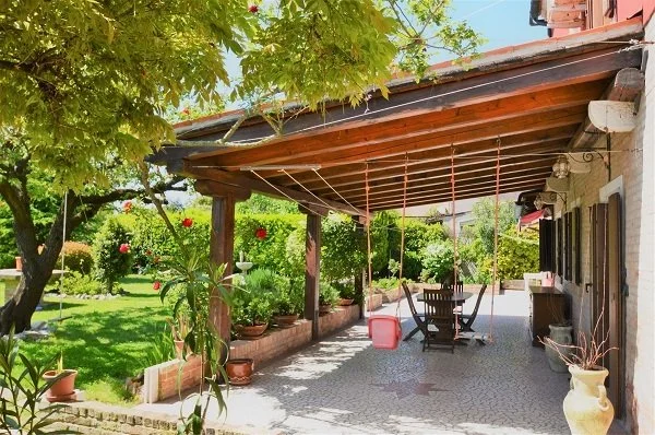 Exterior photo 10