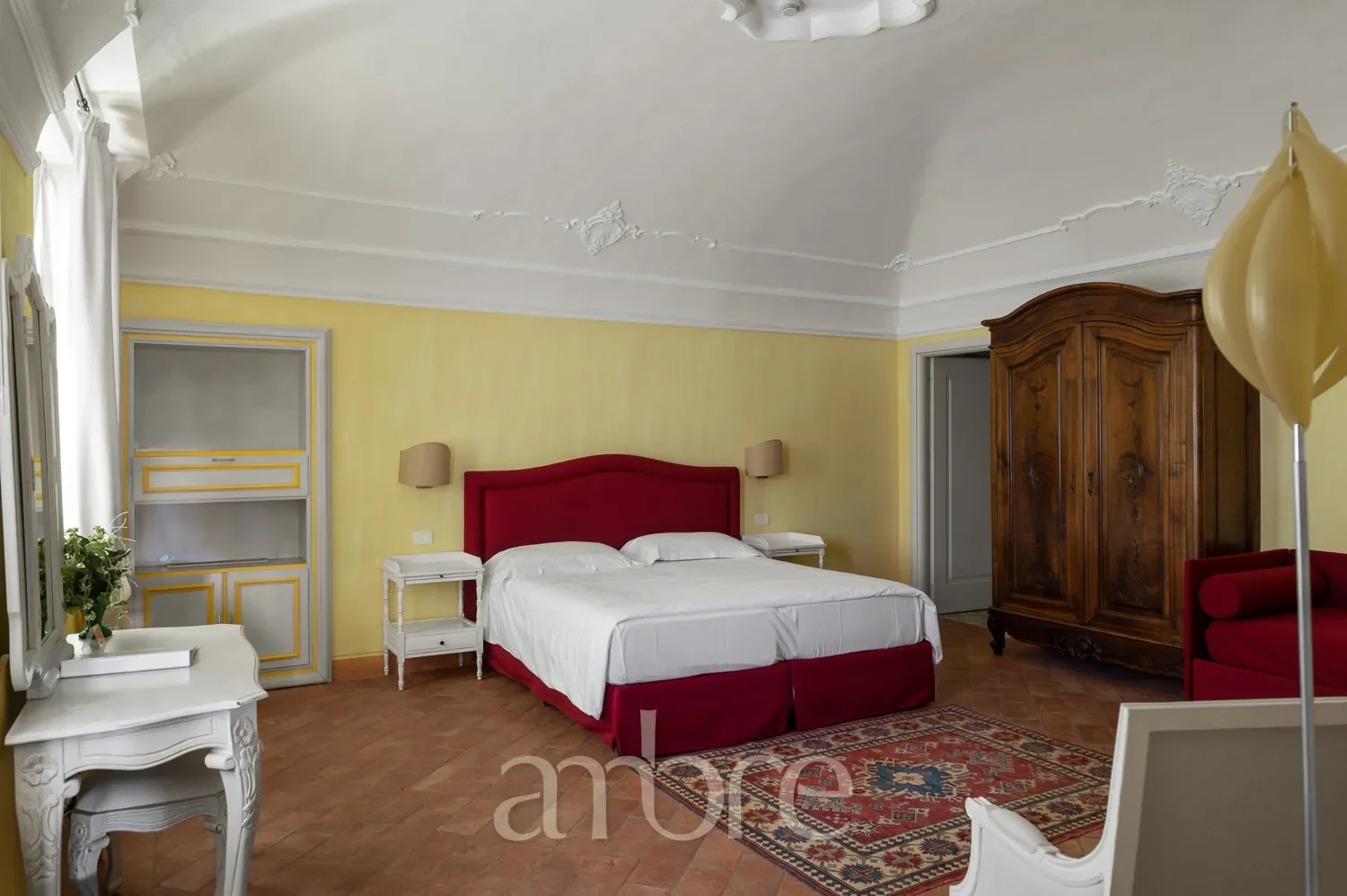 Gallery photo 2