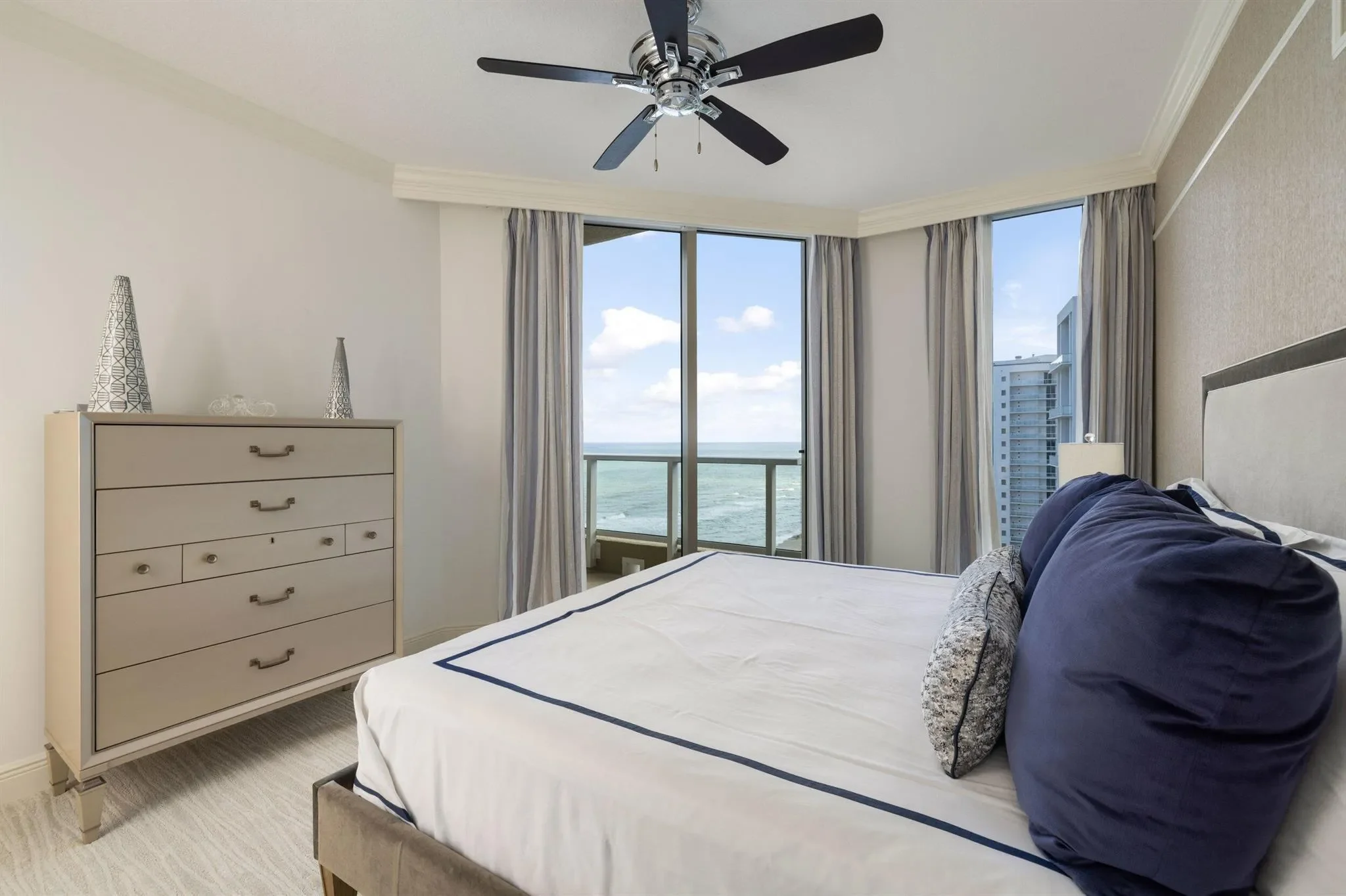 5050 N Ocean Dr Drive 1502, Riviera Beach, Florida, United States. - Photo 23