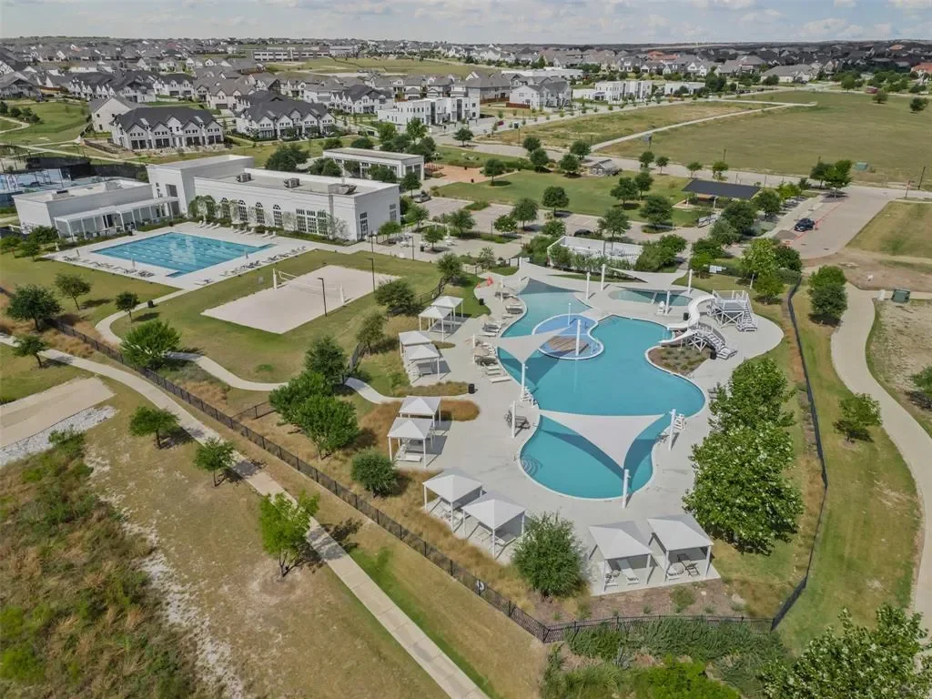 14201 Chamberlain Court, Fort Worth, Texas, United States. - Photo 27