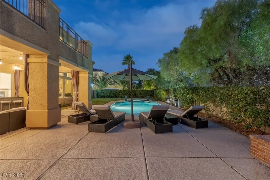8095 Dark Hollow Place, Las Vegas, Nevada, United States. - Photo 71