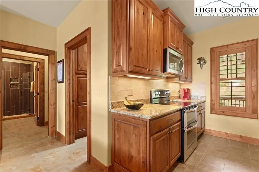 552 Penny Lane 2B, Banner Elk, NC 28604, Banner Elk, North Carolina, United States. - Photo 3