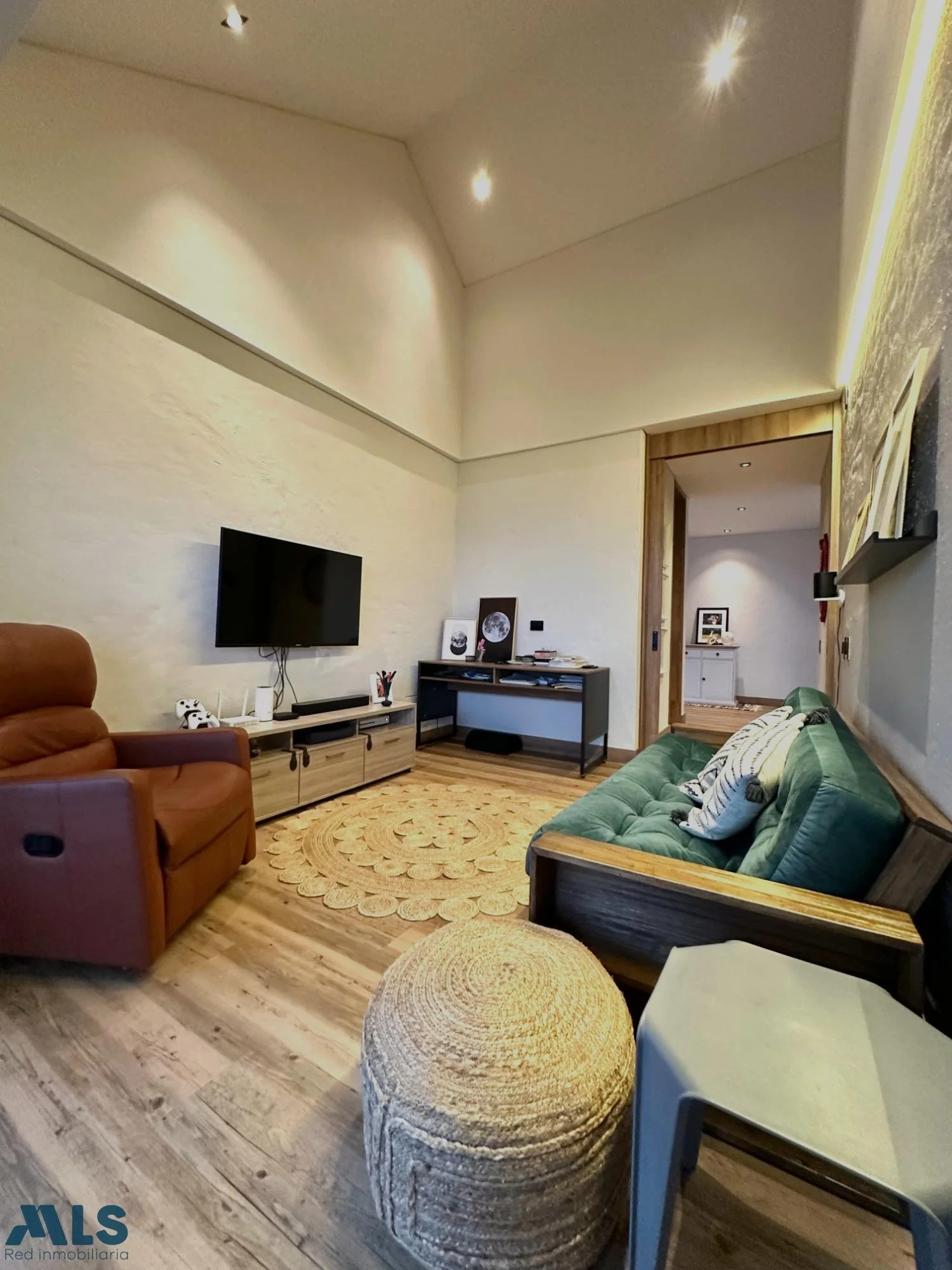 Gallery photo 7
