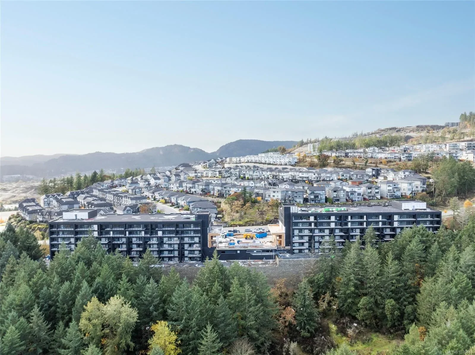 2341 Bear Mountain Pkwy 308, Langford, British Columbia, Canada. - Photo 4