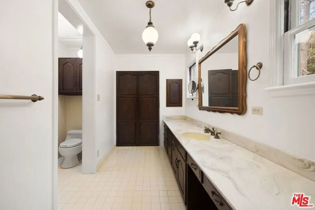 1150 Stone Canyon Road, Los Angeles, California, United States. - Photo 15