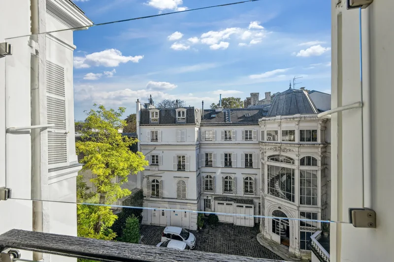 Paris 8th Grand Palais / Elysée Palace Exceptional Apartment In A Highly Pr…
