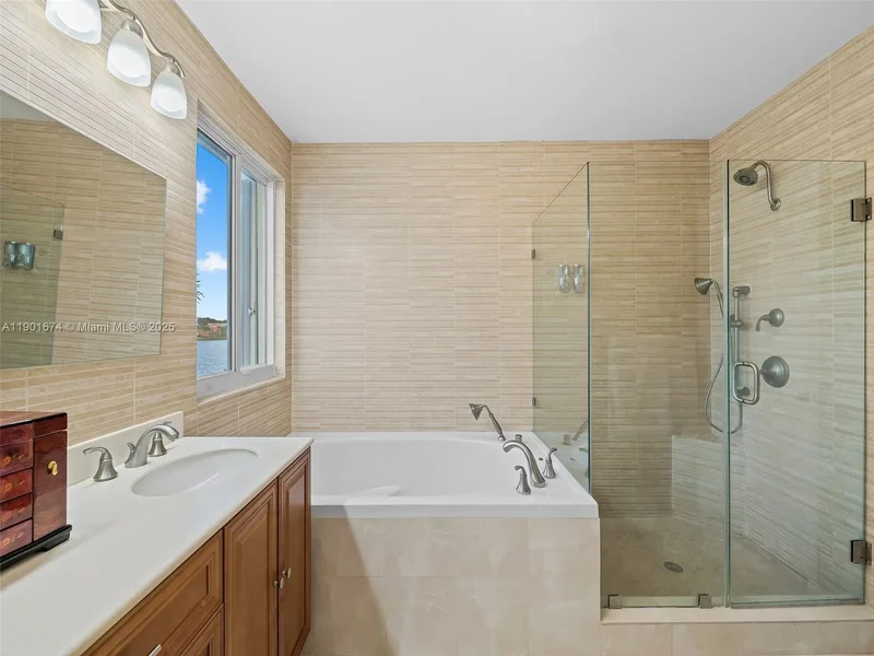 1206 Falls Blvd, Weston, Florida, United States. - Photo 41