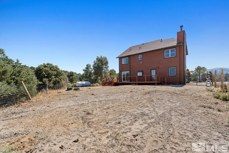 21470 Graves Road, Reno, NV 89521, Reno, Nevada, United States. - Photo 35