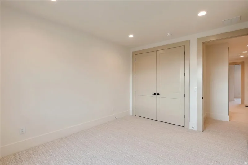 1618 E CENTER POINTE DR, Lehi, Utah, United States. - Photo 17