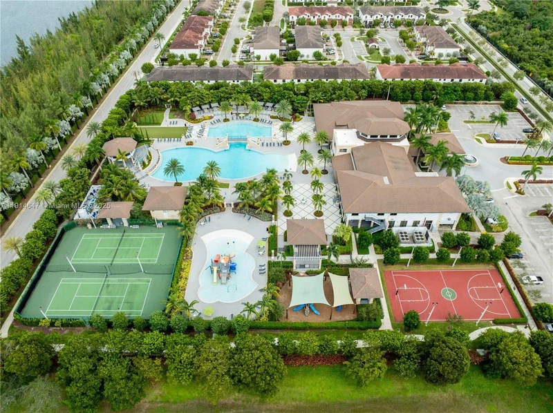 8777 NW 102nd Ct, Doral, Florida, United States. - Photo 47