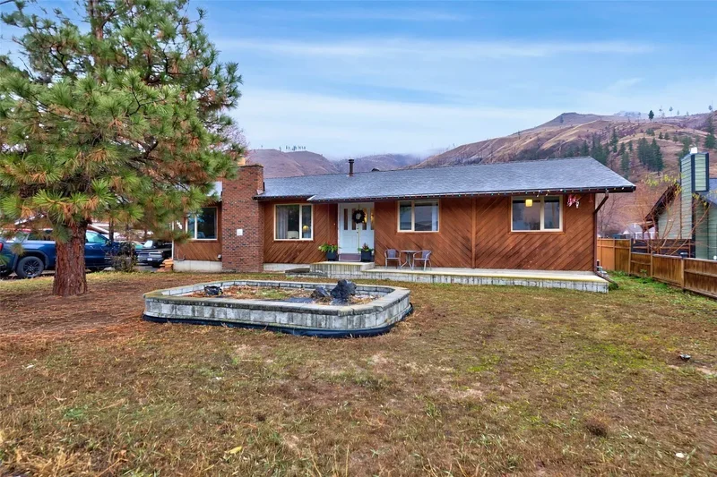Cozy Home Nestled In The Wonderful Rayleigh Community