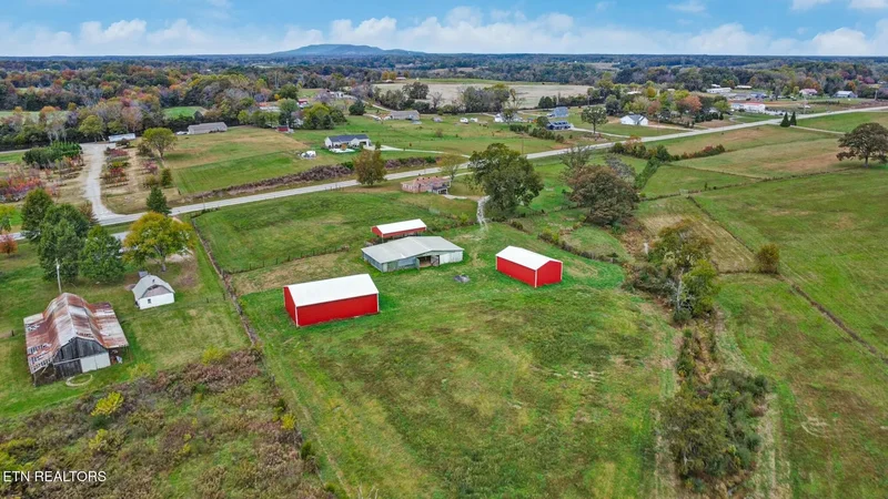 8324 Smithville Hwy, McMinnville, TN 37110, McMinnville, Tennessee, United States. - Photo 8