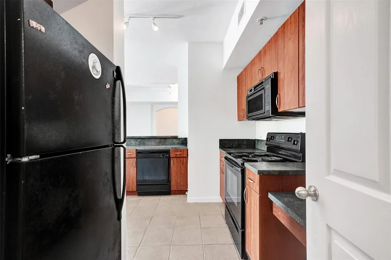 9172 Collins Ave #302, Surfside, FL 33154, Bal Harbour, Florida, United States. - Photo 26