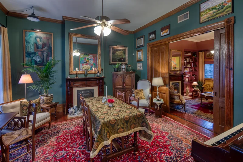 213 West Duffy Street, Savannah, GA 31401, Savannah, Georgia, United States. - Photo 20