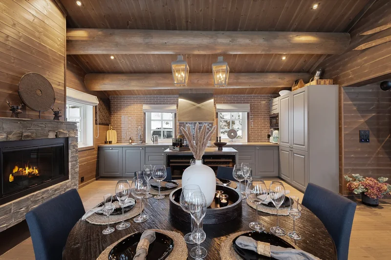 Gorgeous chalet in the midst of the ski paradise in western Norway. Ski-in, ski-out