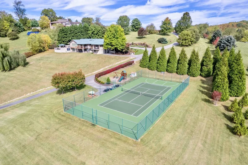 2530 Saddleridge CIR, Pulaski, VA, 24301, USA, Draper, Virginia, United States. - Photo 92