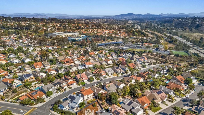 3970 Santa Nella Pl , San Diego, CA 92130, San Diego, California, United States. - Photo 35