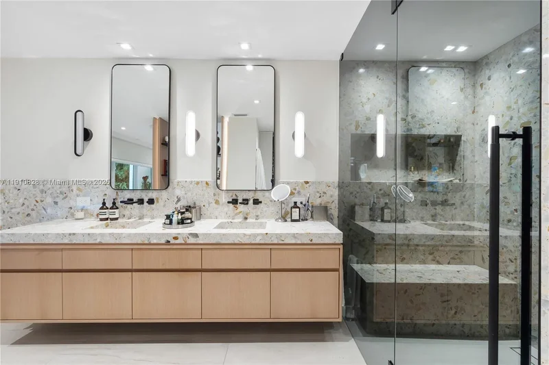 1075 NE 99th St, Miami, Florida, United States. - Photo 32