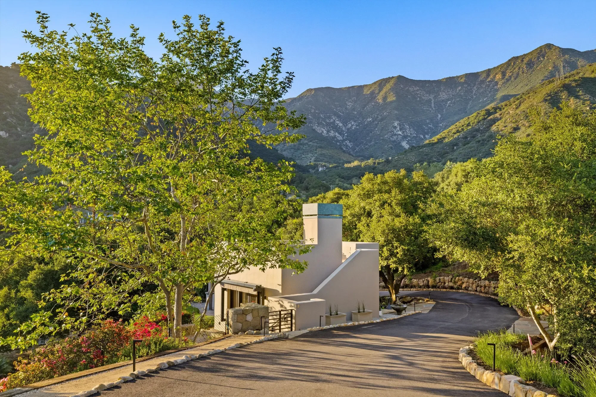 892 Toro Canyon Road, Carpinteria, California, United States. - Photo 27