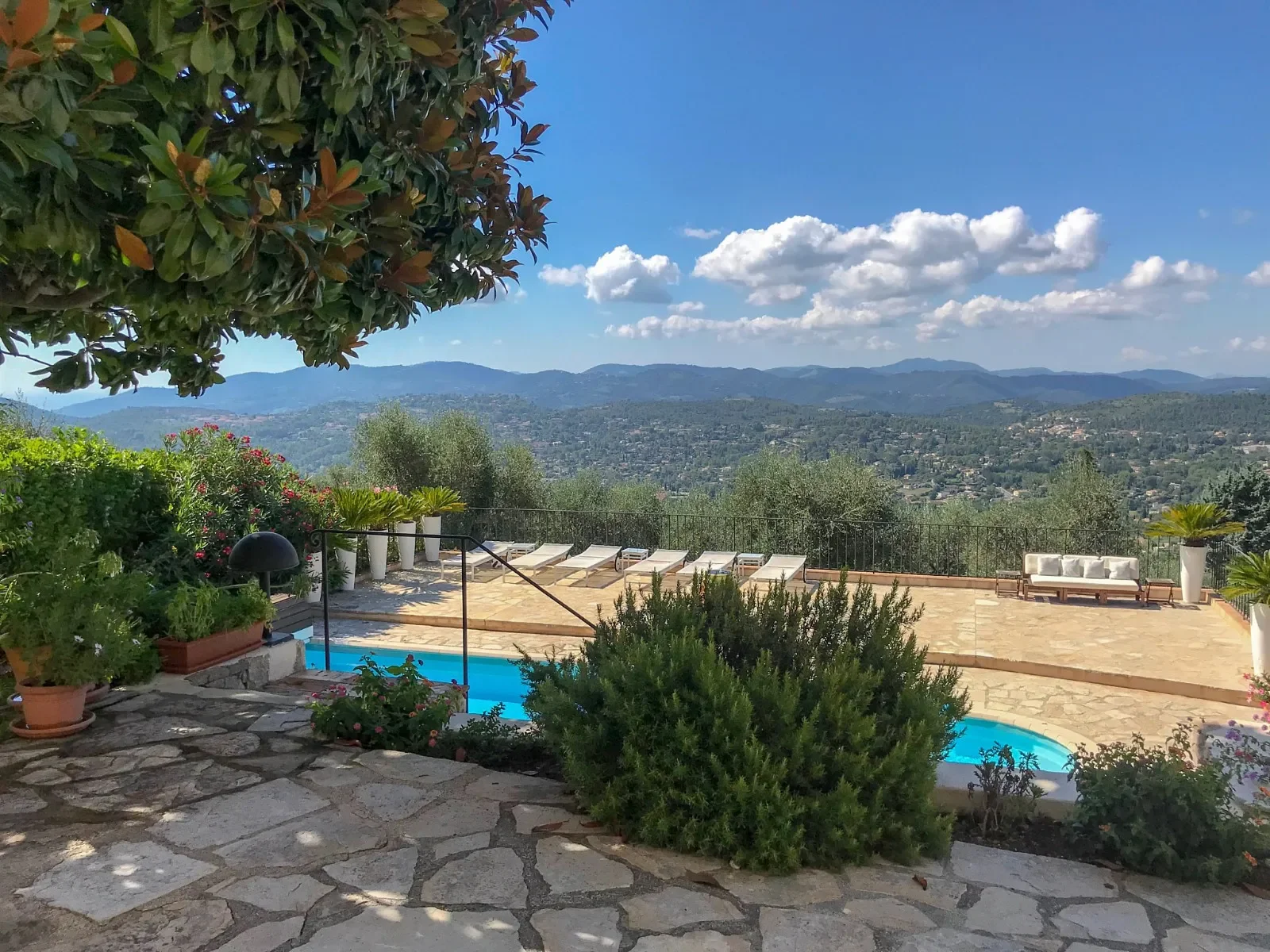 Provence, France, French Riviera, Provence-Alpes-Côte d'Azur, France. - Photo 10