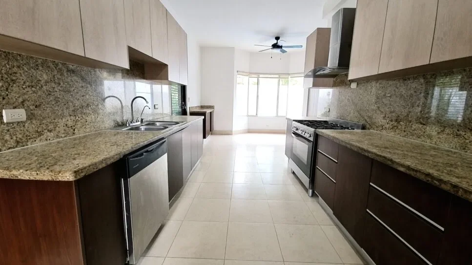 Costa del Este, Panama City, Panamá Province, Panama, Panama City, Panama, Panama. - Photo 12