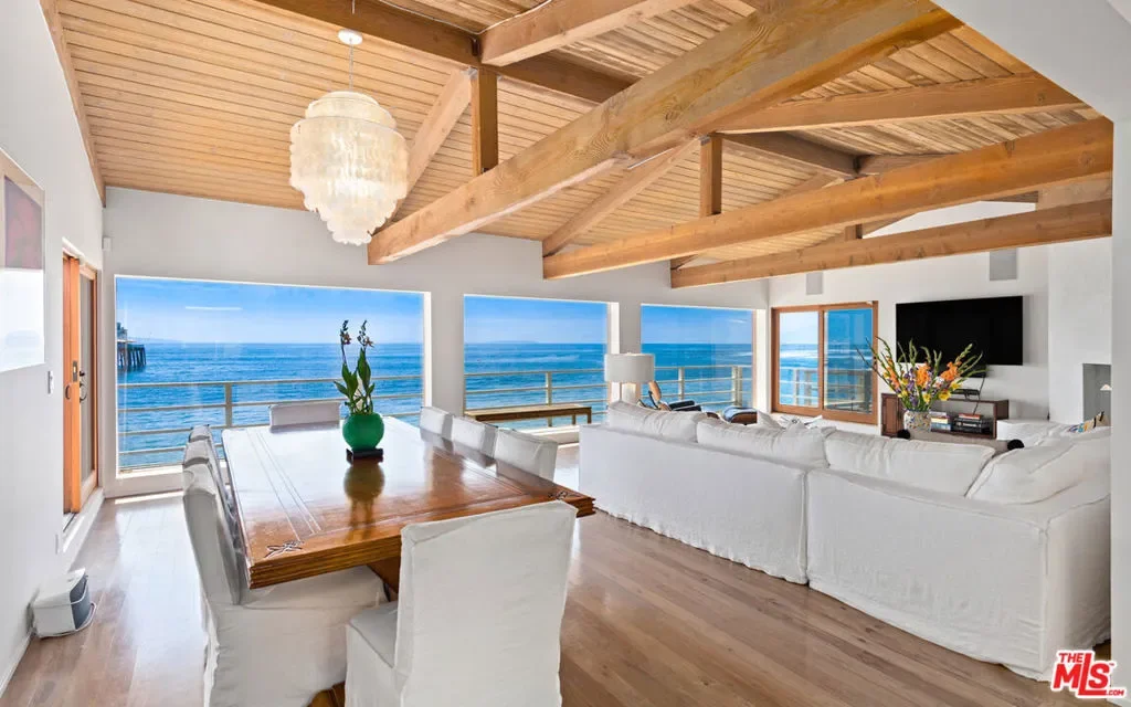 23018 Pacific Coast Highway, Malibu, California, United States. - Photo 46