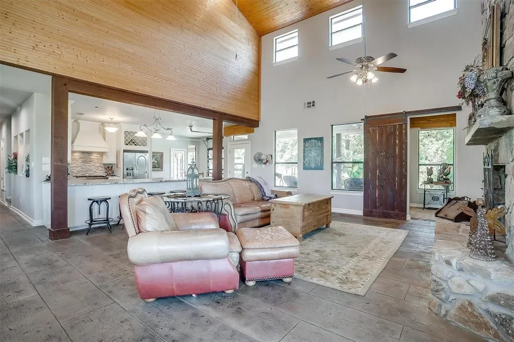 819 Old Annetta Road, Aledo, Texas, United States. - Photo 11