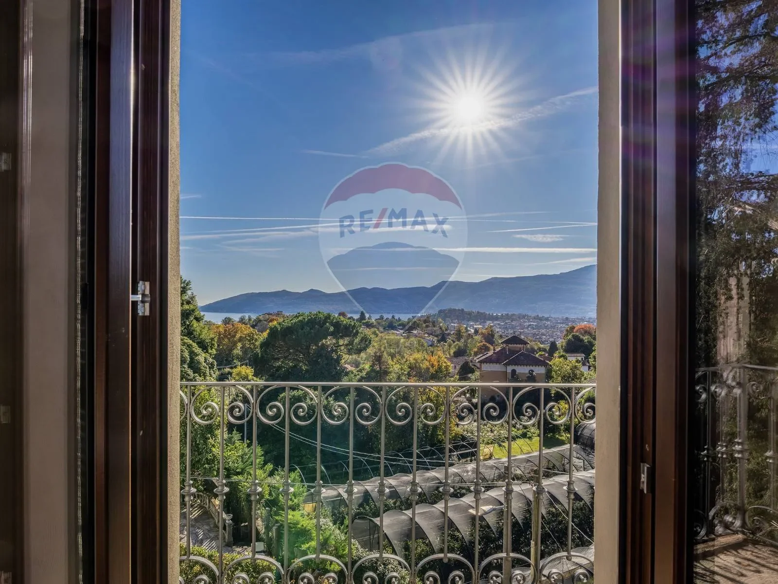 Via Centrale, Pallanza, Piedmont, Italy. - Photo 28