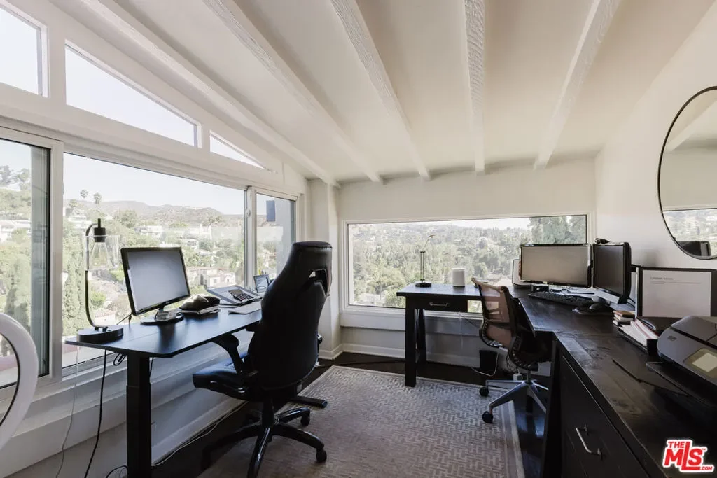 2041 Glencoe Way, Los Angeles, California, United States. - Photo 40