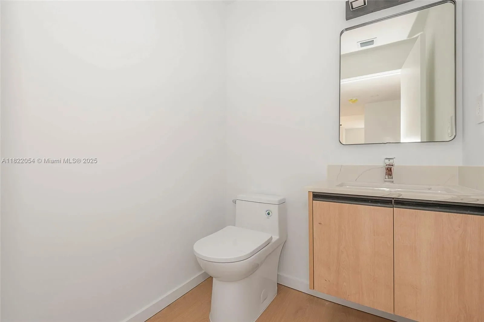 824 SE 12th Ct, Fort Lauderdale, Florida, United States. - Photo 16