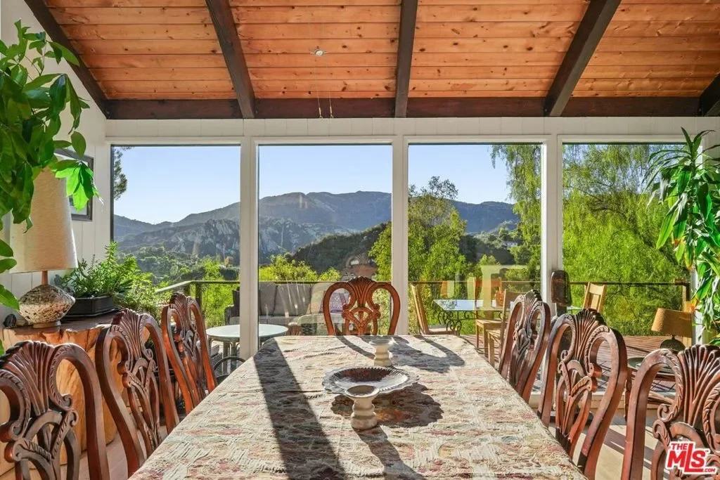 2158 Topanga Skyline Drive, Topanga, California, United States. - Photo 58