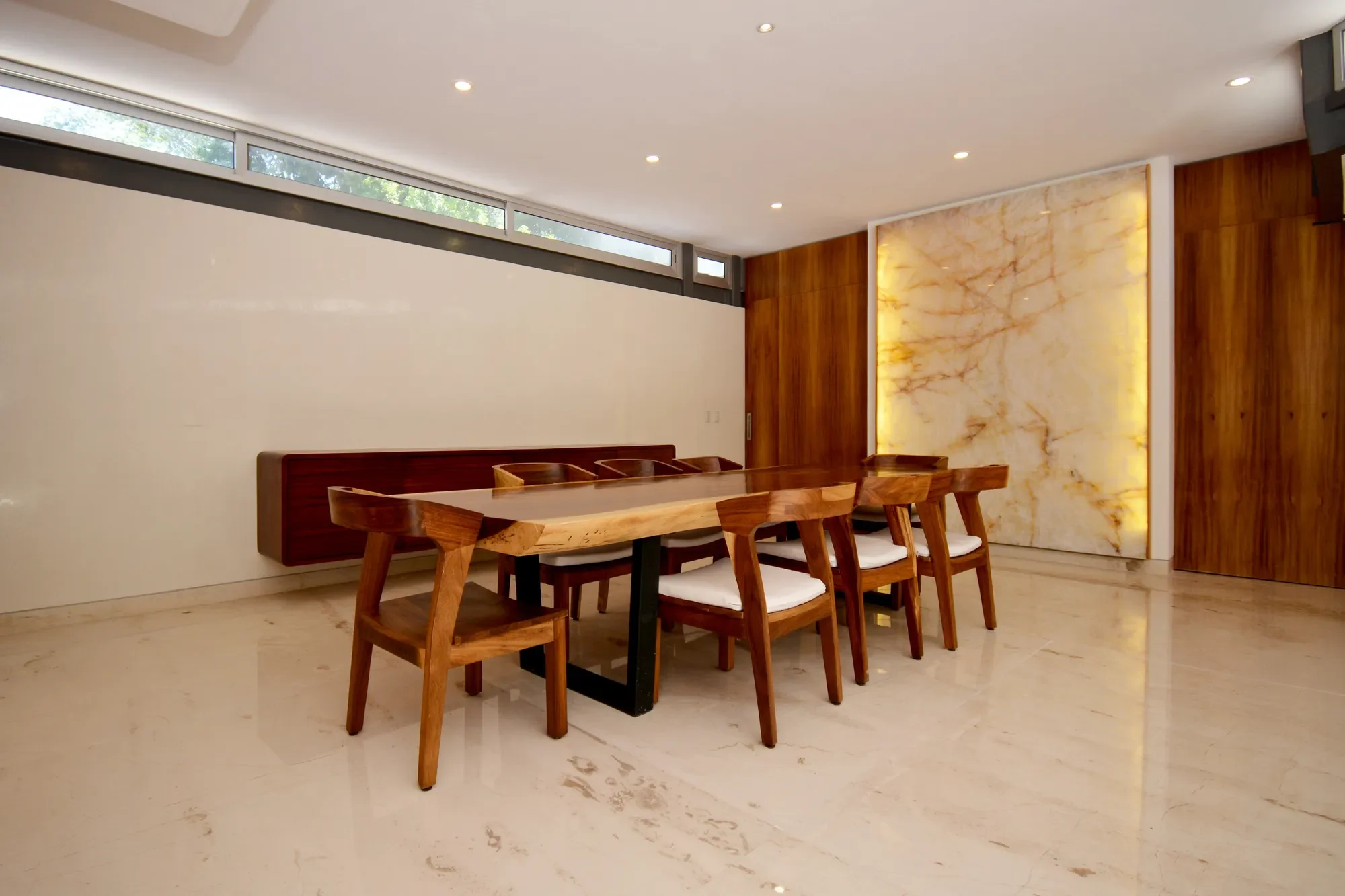 Gallery photo 4