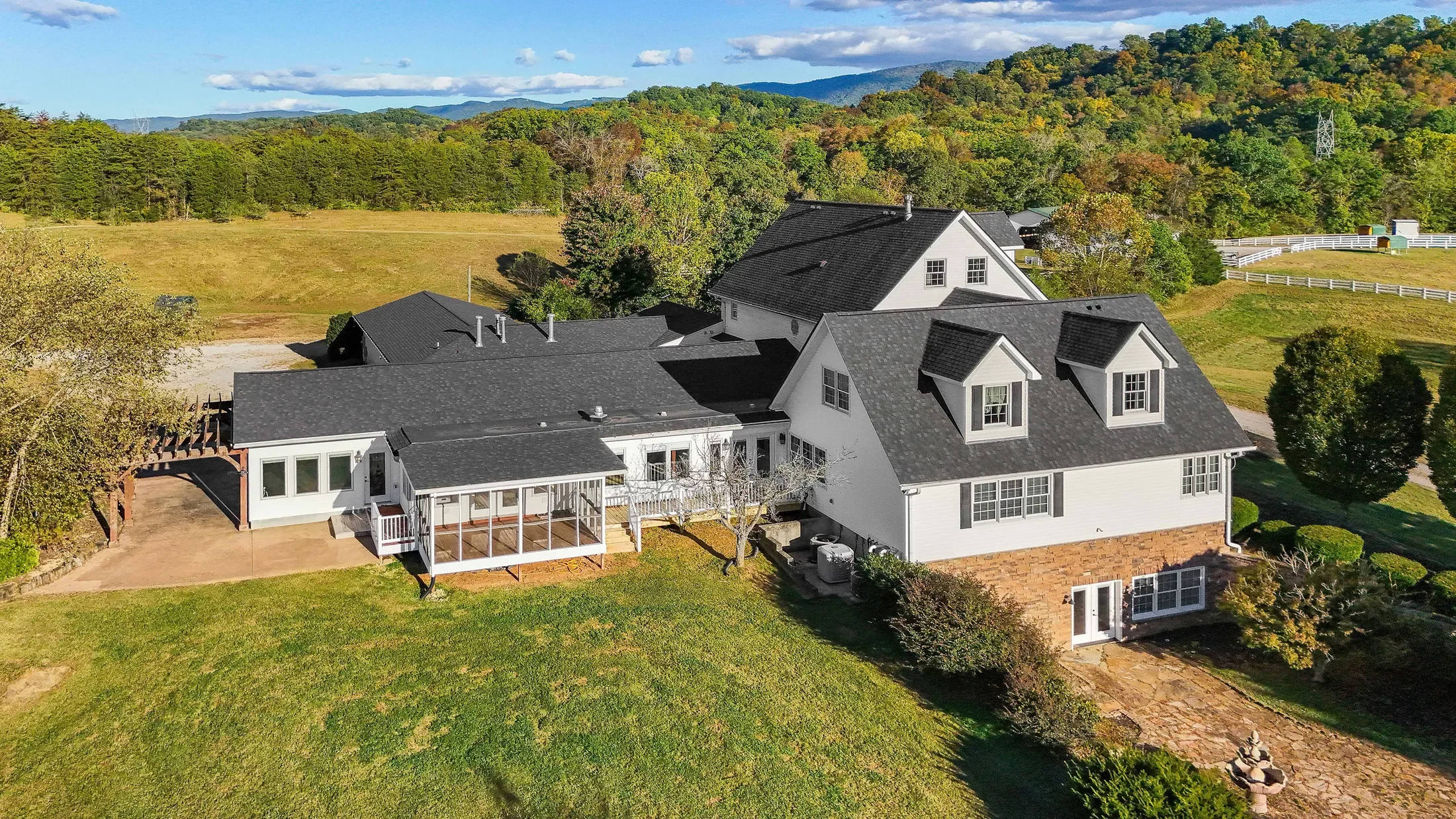 2003 Reagan Mill Road , Maryville, TN 37803, Maryville, Tennessee, United States. - Photo 46