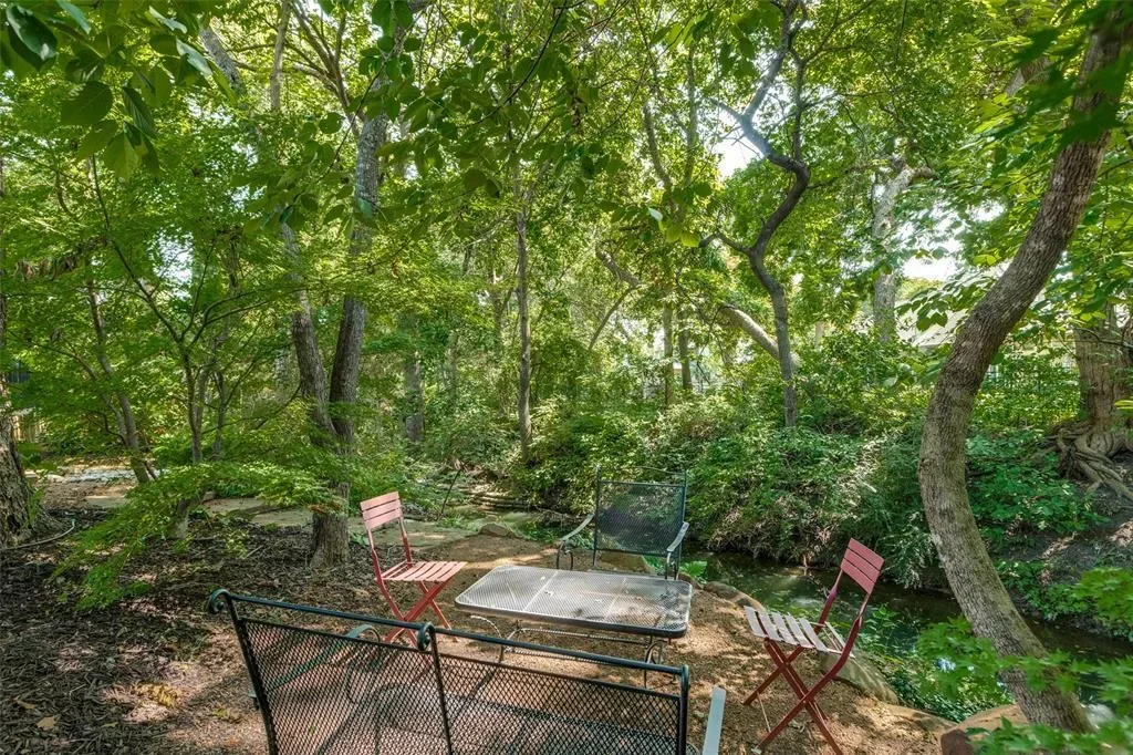 1405 Pecan Hollow Trail, McKinney, Texas, United States. - Photo 2