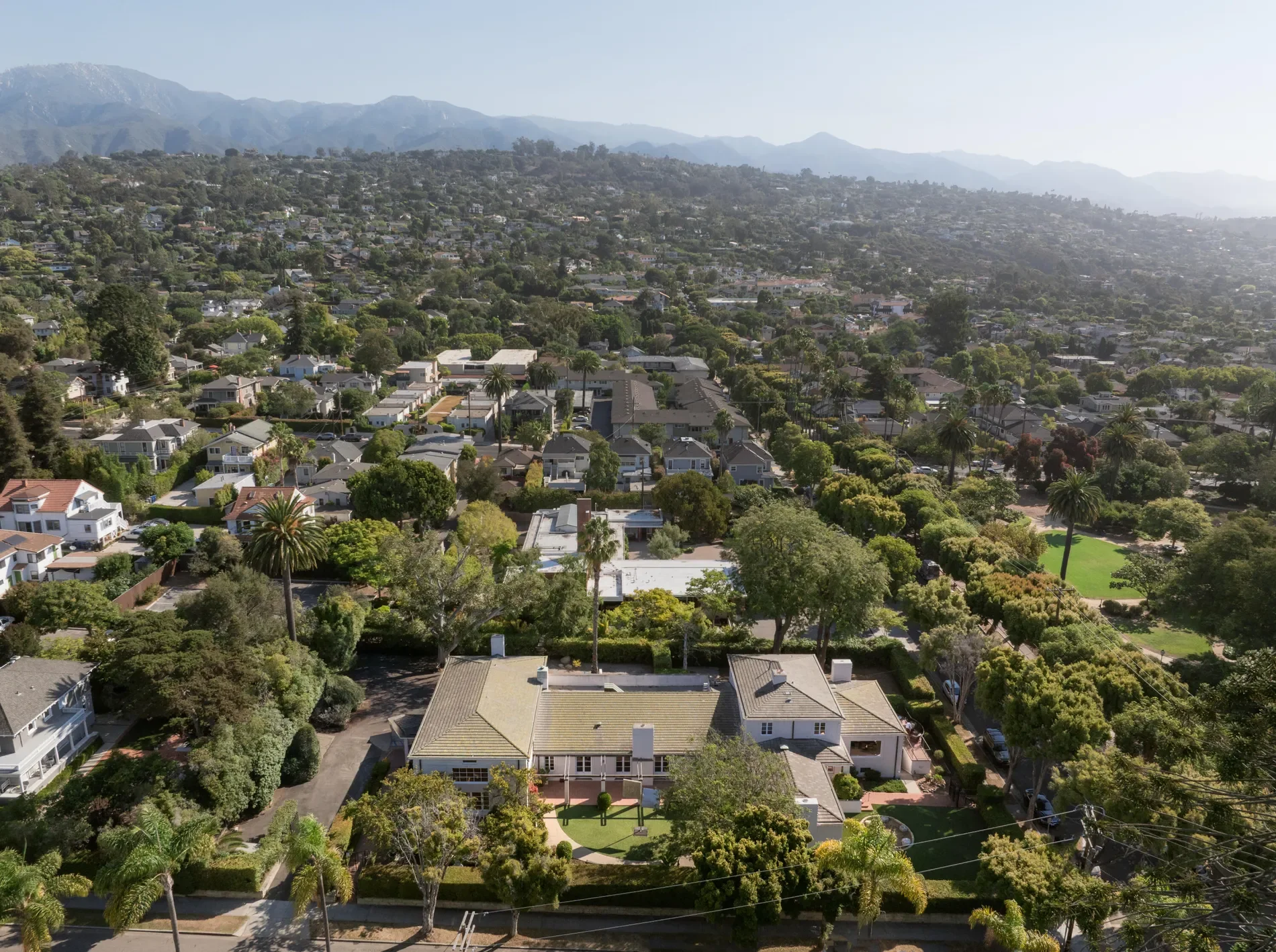 1600 Santa Barbara Street, Santa Barbara, California, United States. - Photo 2