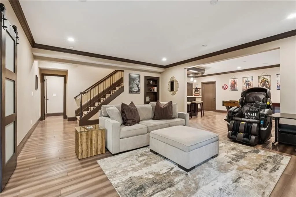 16140 Grand Litchfield Drive, Roswell, Georgia, United States. - Photo 48