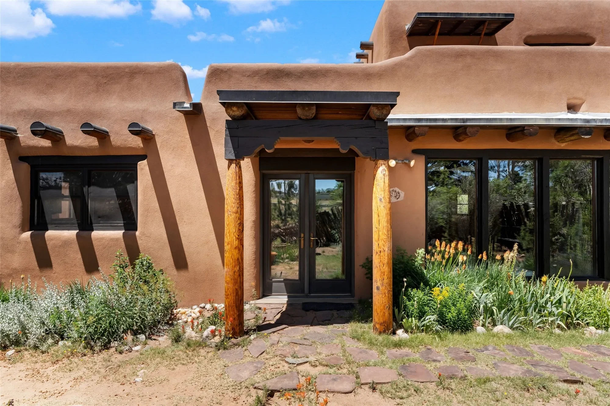 266 Tano Road , Santa Fe, NM 87506, Santa Fe, New Mexico, United States. - Photo 16
