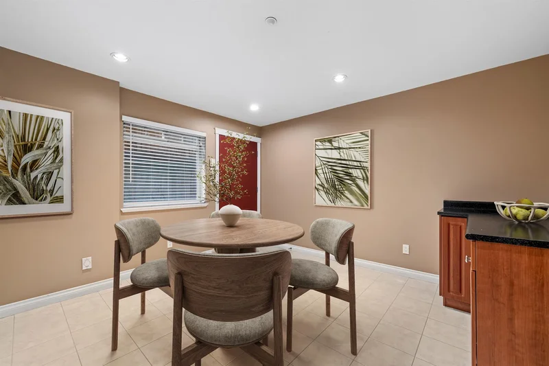 1254 E 11th Avenue, Vancouver, British Columbia, Canada. - Photo 13