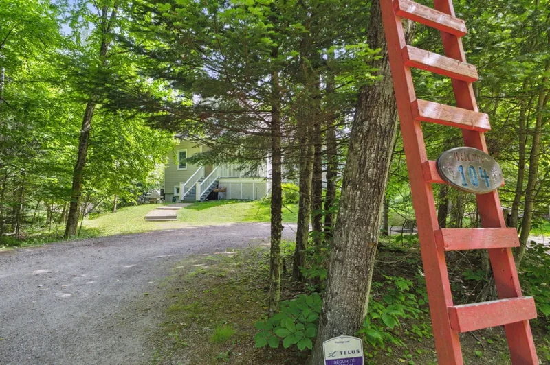 104 Imp. des Perdrix, Mont-Tremblant, Quebec, Canada. - Photo 58