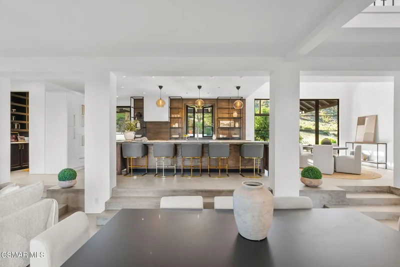 33235 Mulholland Highway, Malibu, CA 90265, Malibu, California, United States. - Photo 38