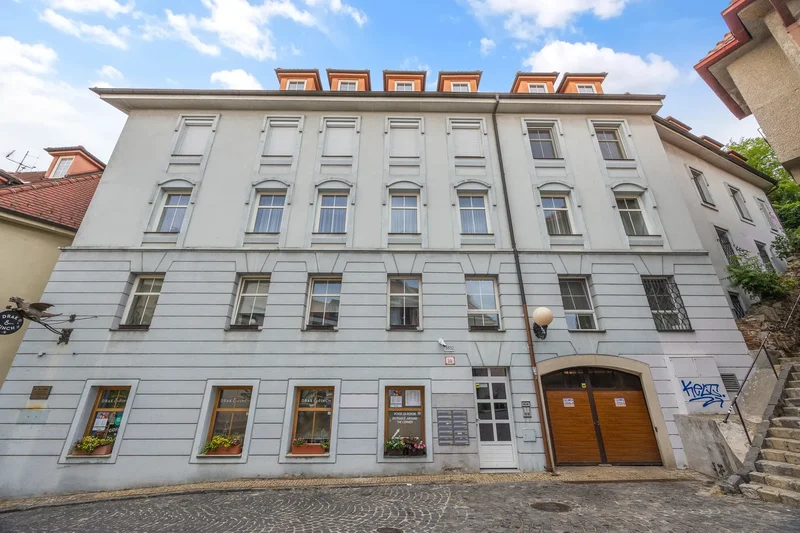 Bratislava, BL 81101, Bratislava, Bratislava Region, Slovakia. - Photo 2