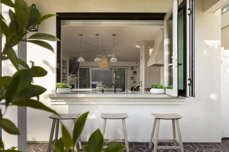 825 9th St., Coronado, California, United States. - Photo 15