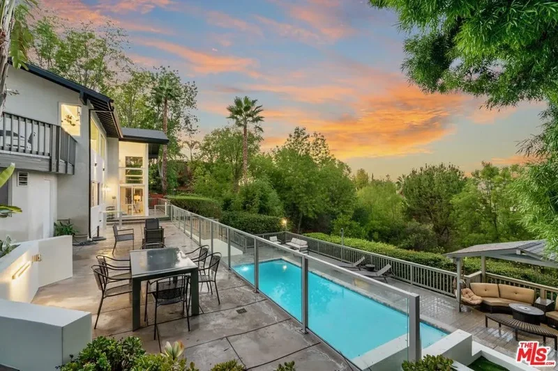 4854 Brewster Drive, Los Angeles, California, United States. - Photo 55