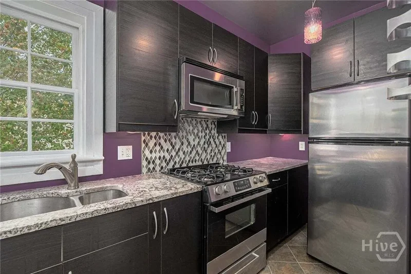 405 E Liberty Street, Savannah, GA 31401, Savannah, Georgia, United States. - Photo 4