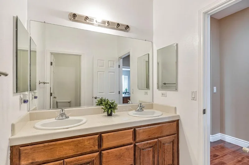9632 Cherrywood Court, Gilroy, California, United States. - Photo 32